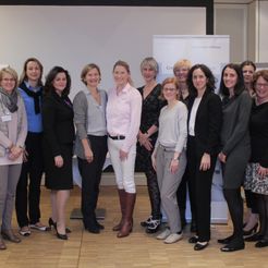Executive Training Nov. 2015: Women and Cultural Change Executive Training Nov. 2015:
Women and Cultural Change